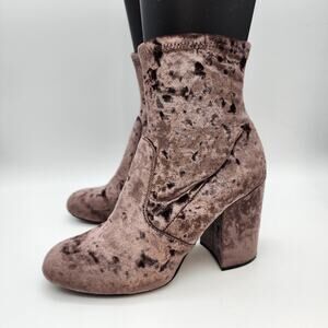 Steve Madden Velvet Ankle Boots Size 8M Mauve Witchy Whimsigoth Boho Dramatic